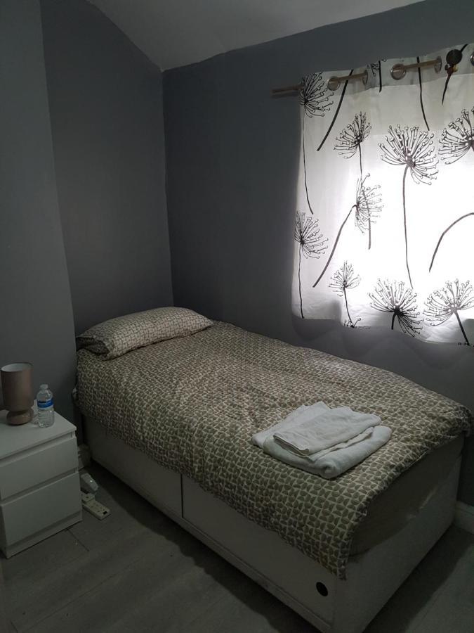 Atlas Road Guest House Cardiff Extérieur photo
