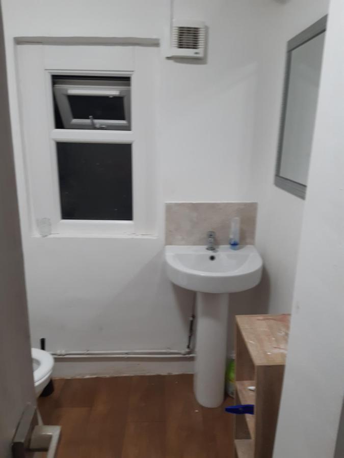 Atlas Road Guest House Cardiff Extérieur photo