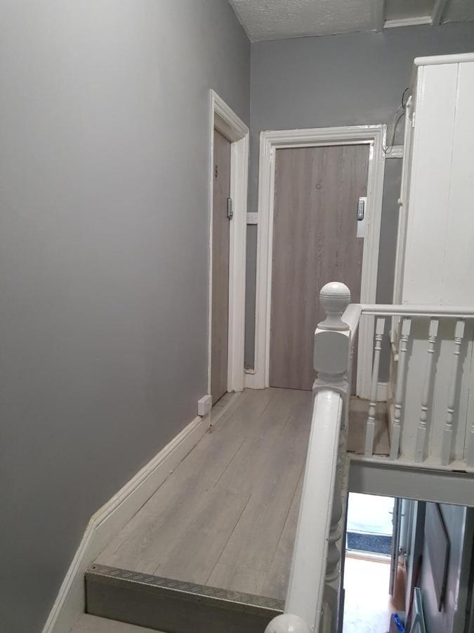Atlas Road Guest House Cardiff Extérieur photo