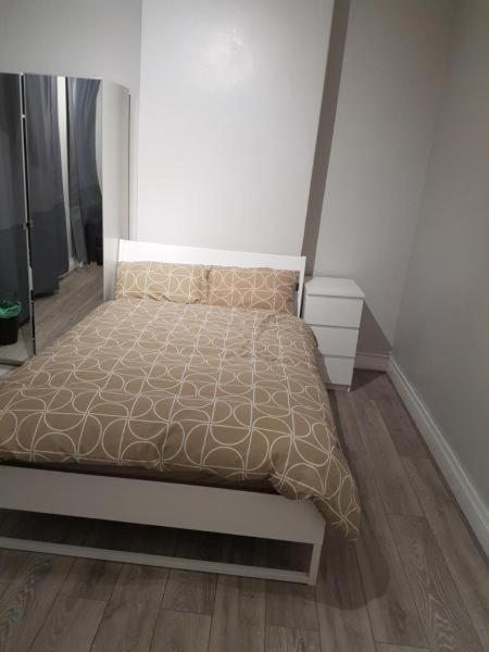 Atlas Road Guest House Cardiff Extérieur photo